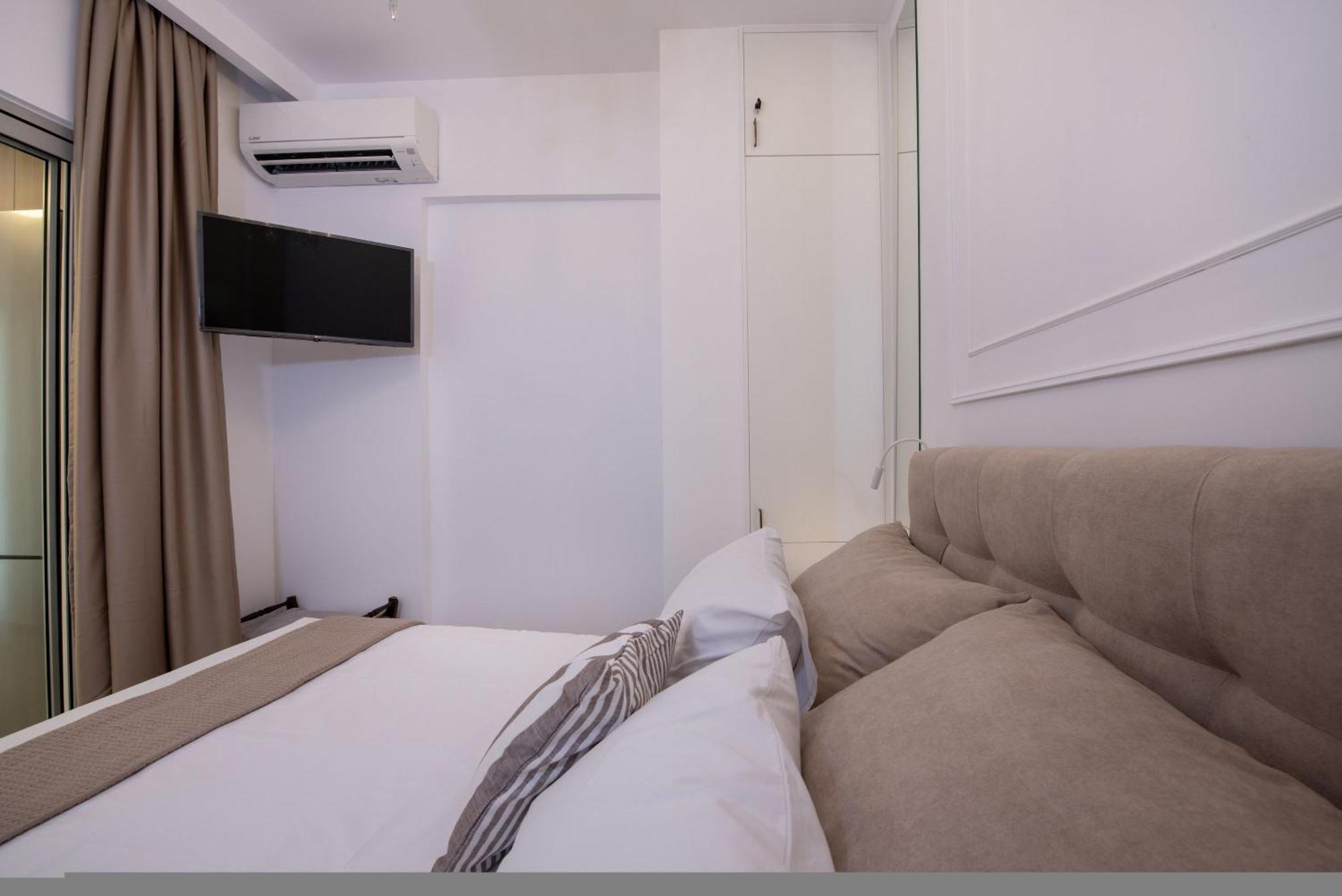 Cherry Central Luxury Suites Hriszí Aktí Haniá Kültér fotó